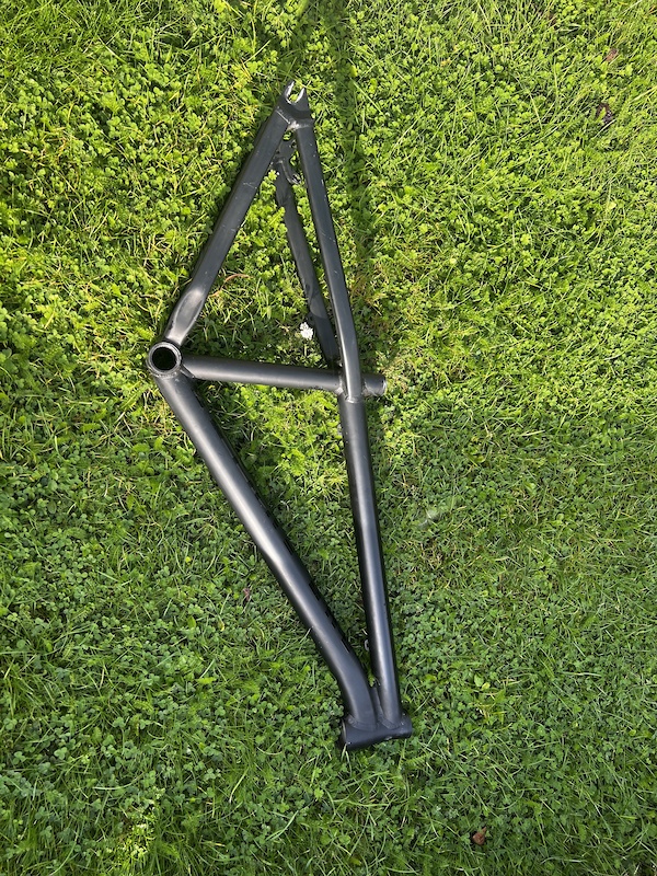 Zircus frame deals