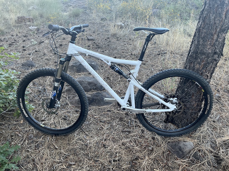 Santa cruz blur discount xc1