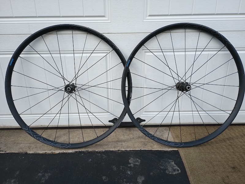 Disc Wheelset Review Shimano Rx 570 Wheelset Road Bike Wheelset