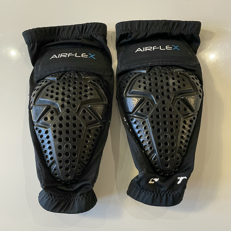 Leatt Airflex Pro Knee Pads Small For Sale