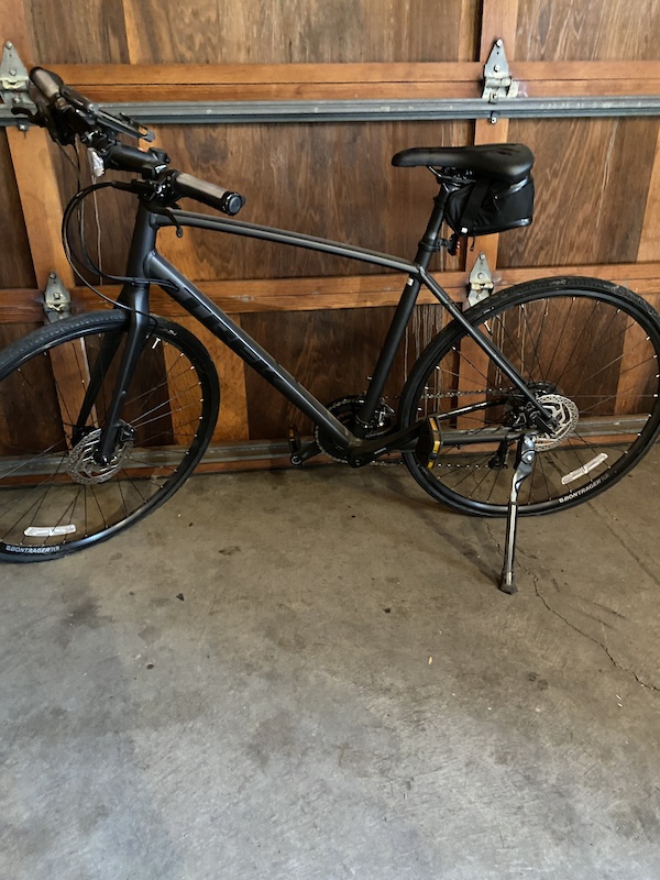 2021 Trek FX3 Large For Sale 2021 trek fx3 large for sale