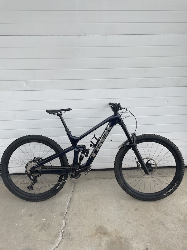 2023 Trek Slash 9.8 XT ML (Ridden 3 times) For Sale