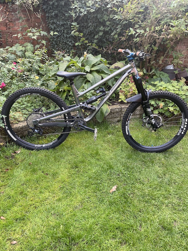 2022 Commencal clash PRICE DROP For Sale