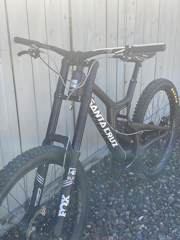 santa cruz v10 2018 price