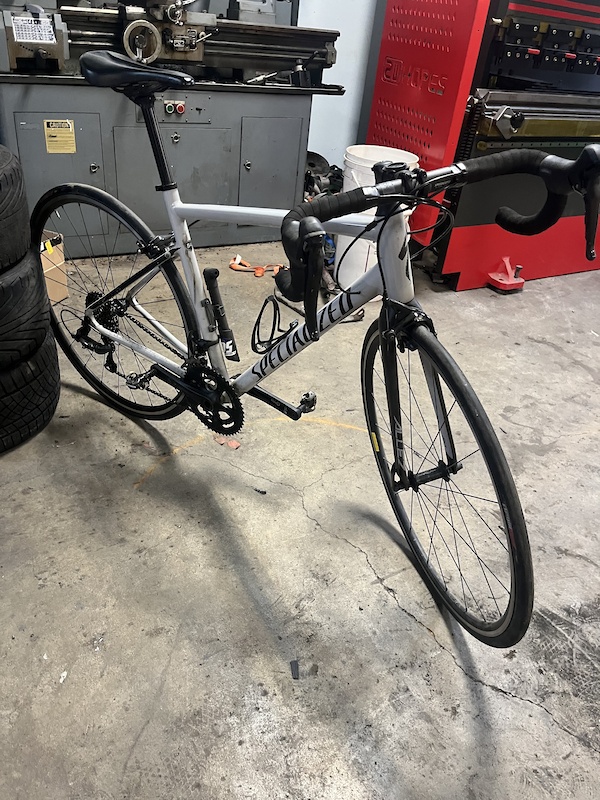 2019 Specialized road bike For Sale
