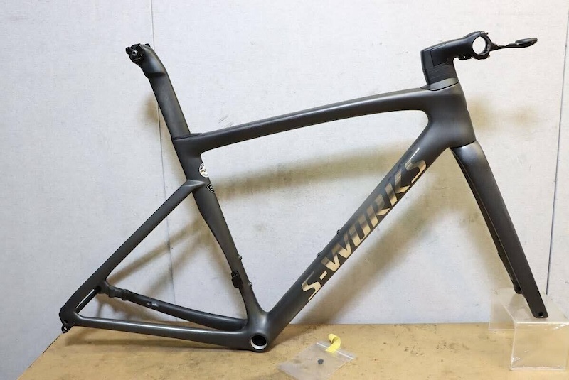 SPECIALIZED TARMAC 52-