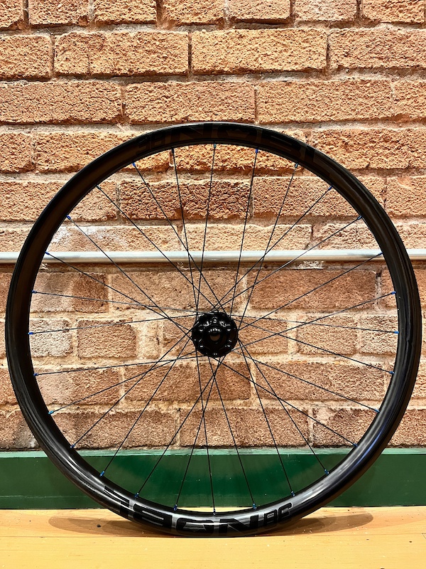 2023 NOBL TR38 / Black Hydra Front Wheel (NEW) For Sale