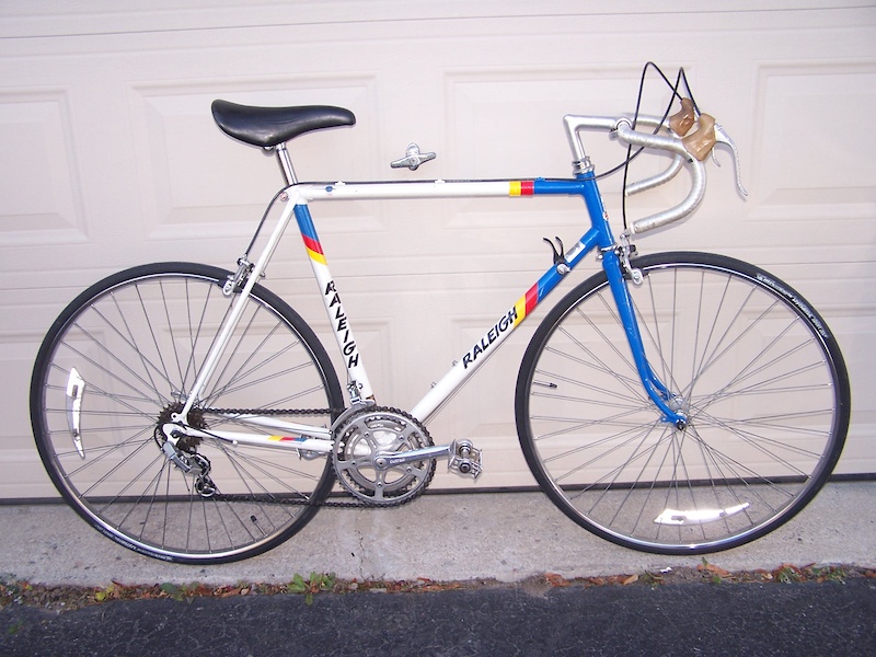 bargundie raleigh ラリー ループタイ colts Our Fleet — The Great Raleigh Trolley