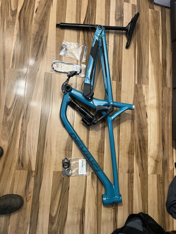 2023 Devinci Chainsaw Enduro For Sale