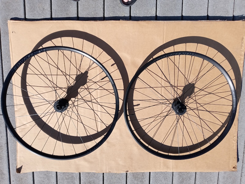 Bontrager kovee comp store wheels