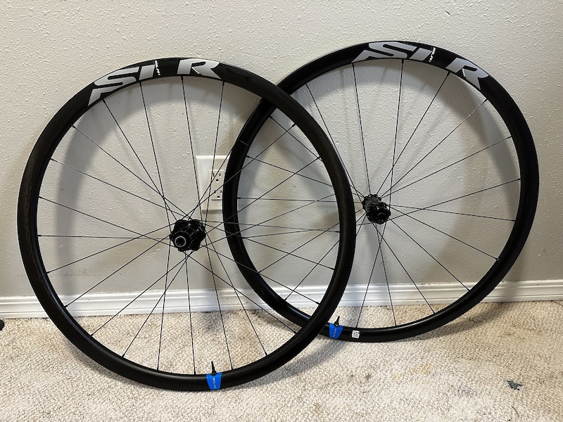Giant SLR01 30mm deep carbon fiber wheelset For Sale