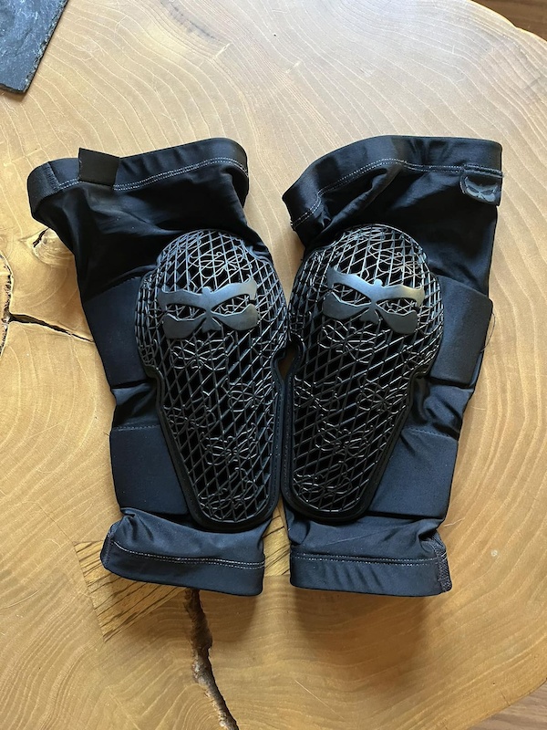 2023 Kali Protectives Strike Knee Guard New For Sale