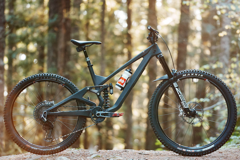 Review: We Are One Arrival 170 - An Enduro Race Bike That Can Climb - Pinkbike