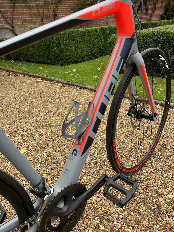 2016 Cube Attain GTC Pro Disc Racing Road Bike For Sale