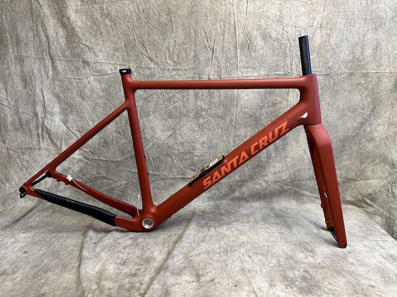 Santa cruz stigmata frame online