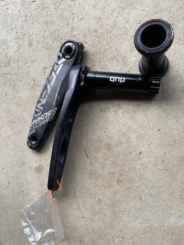 2020 Sram descendant alu cranks 170mm include dub bb For Sale