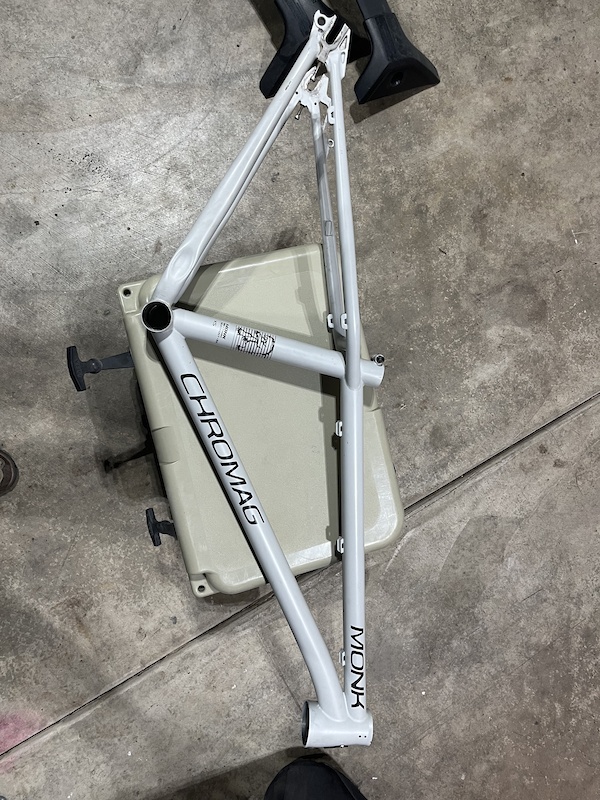 Chromag frame for store sale