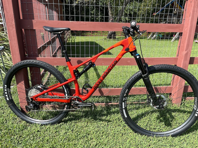 2022 Rocky Mountain Element C70 Medium For Sale