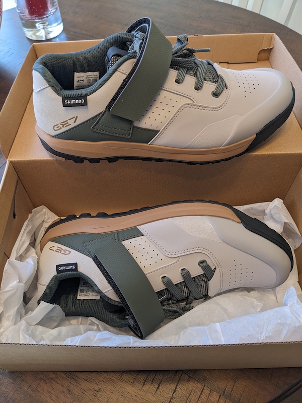 2023 Shimano GE700 clipless shoe For Sale