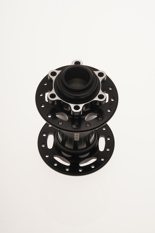 20x110 front hub