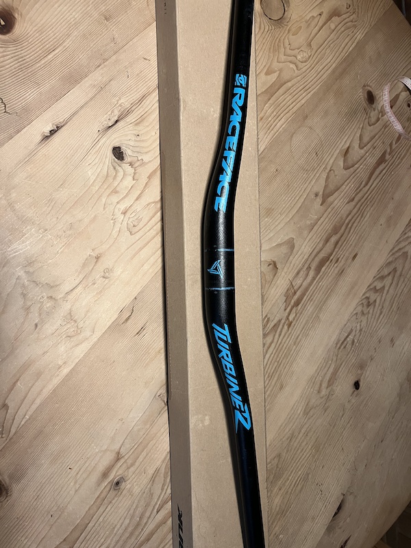 Race Face Next SL G4: La nuova guarnitura super leggera in carbonio - Pianeta Mountain Bike