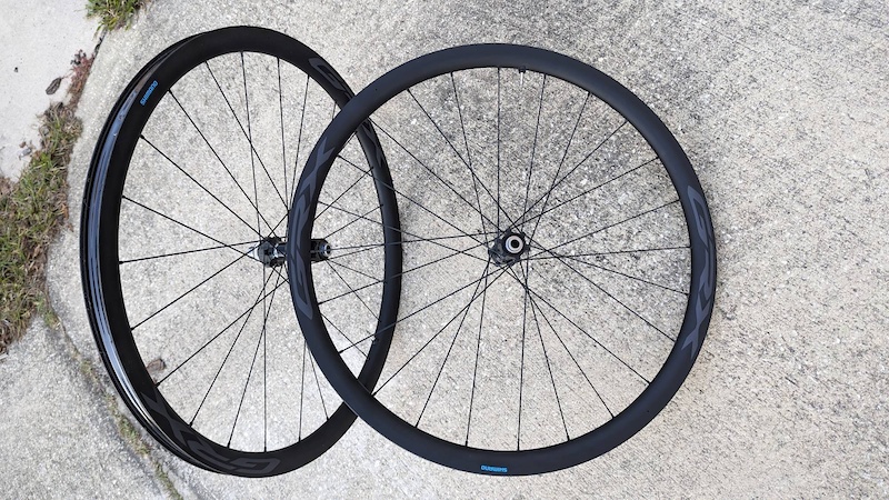 2023 Shimano GRX WH-RX870 Carbon Gravel Wheelset For Sale