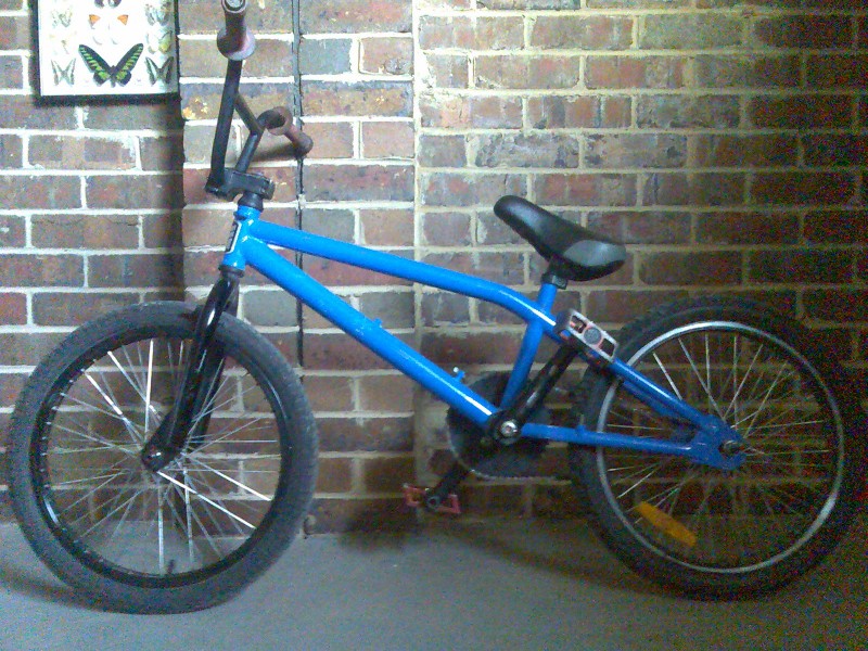 side view of my 2005 haro backtrail x1. spare bike