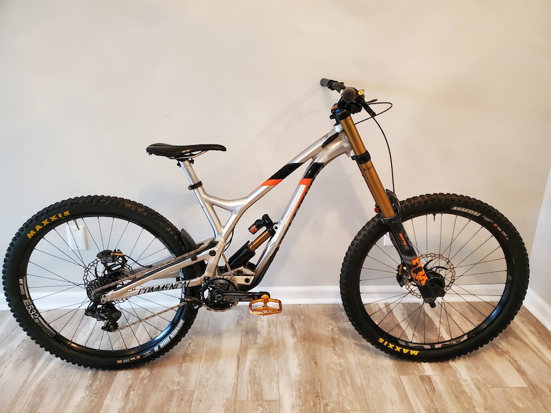 2018 COMMENCAL SUPREME DH V4.2 RACE FOX 650B BRUSHED, LARGE