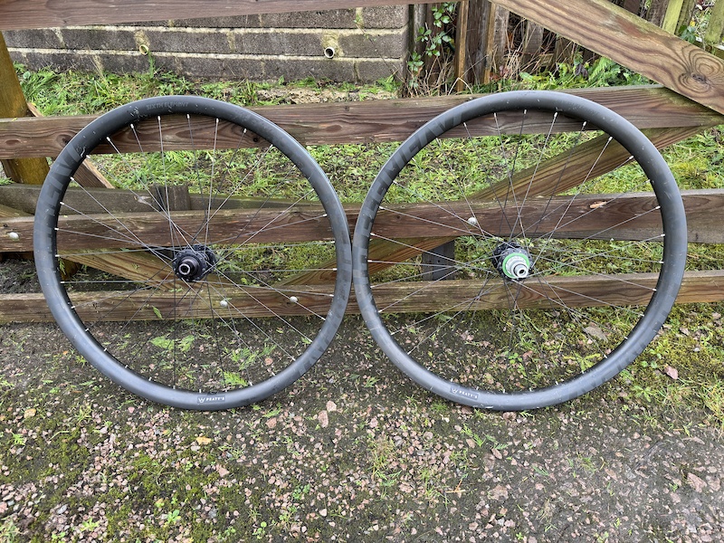 Sixth Element carbon rims on Hope Pro 4 hubs For Sale