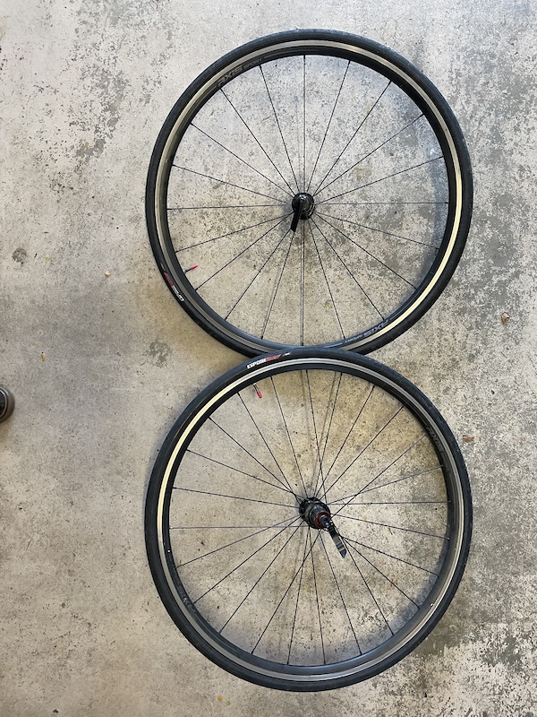 2017 Specialized rim brake wheels qr and tires For Sale