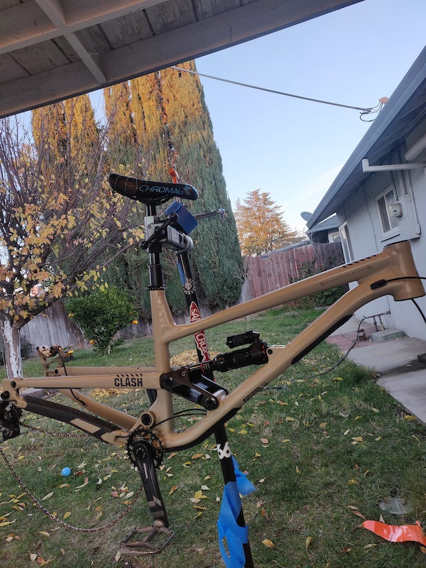 commencal clash frame