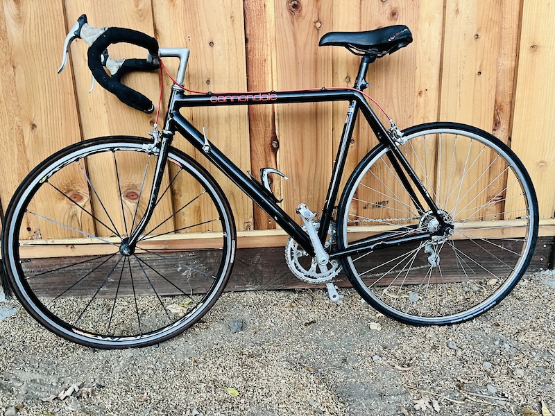 Vintage Cannondale Road Bike (58cm) For Sale