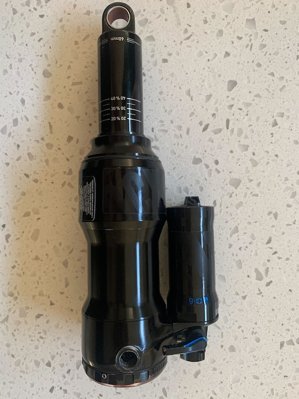 Ammortizzatore RockShox Super Deluxe R Trunnion (11.4118.073.001) - Nuovo Per Mountain Bike