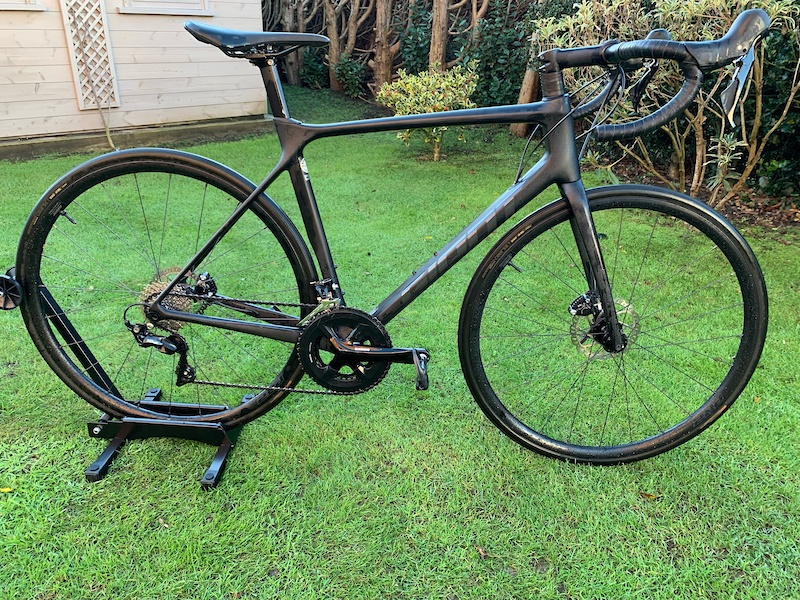 2022 GIANT TCR Advanced 2 Full Carbon Road Bike For Sale