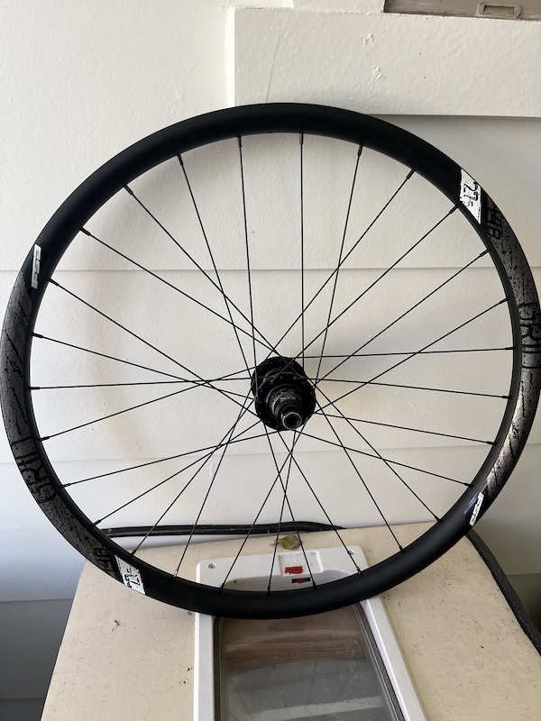 2023 New hand built wheels FSA grid alloy, bontrager hubs For Sale
