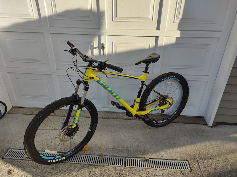 2018 Giant Fathom 3 Large For Sale