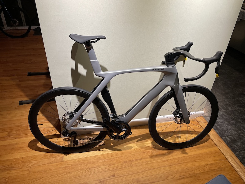 Trek madone slr 7 disc deals for sale