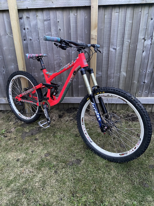 Commencal 2024 supreme 2014