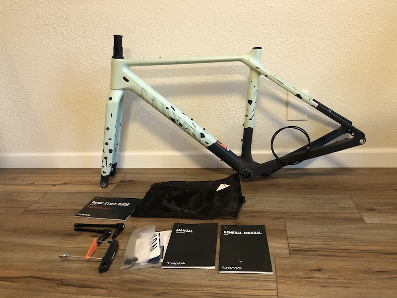 2023 Canyon Grizl CF SL frameset. Size Small For Sale
