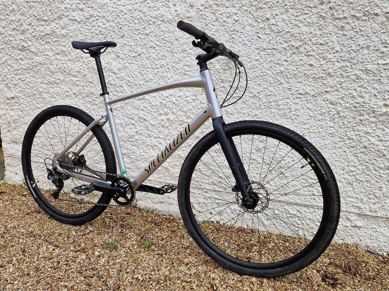 Specialized sirrus x 3.0 hot sale 2020