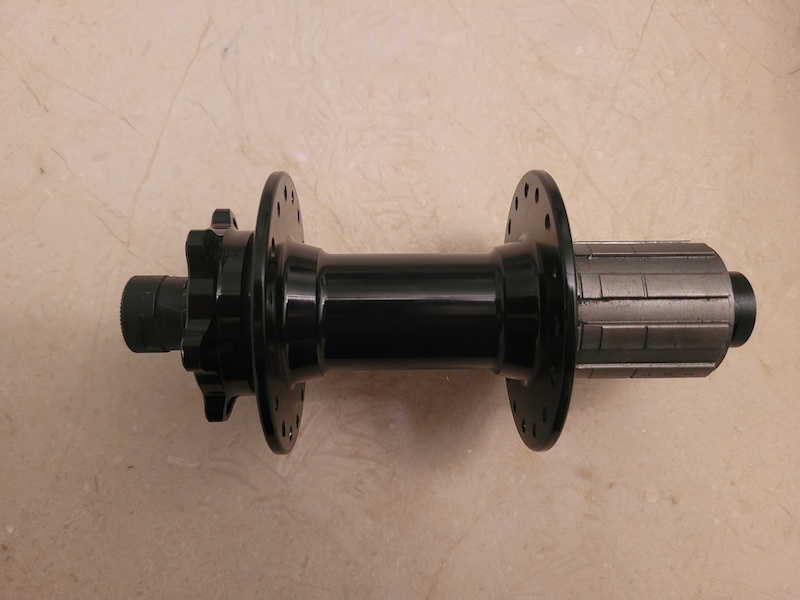 15x110 front hub