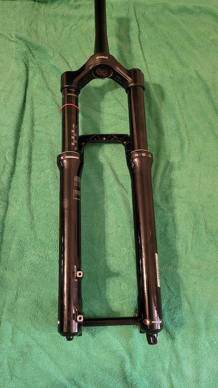 Rockshox zeb best sale 29 150mm