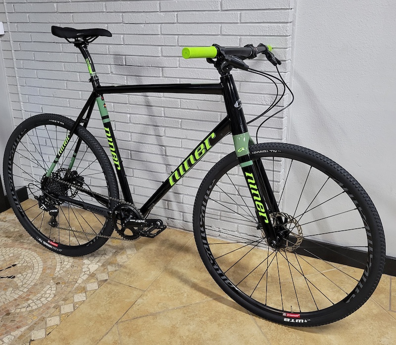 2022 Niner RLT 9 Flat Bar 62cm For Sale