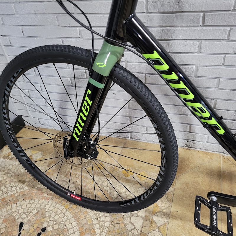 Niner rlt 9 apex flat bar road bike hot sale