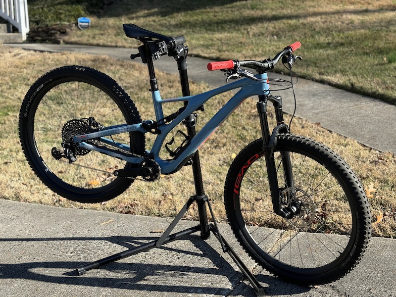 Specialized stumpjumper best sale carbon expert 29