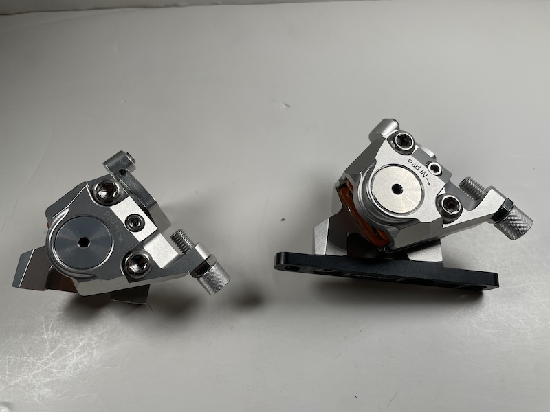 2023 Growtac Equal disc brake calipers silver, flat mount For Sale