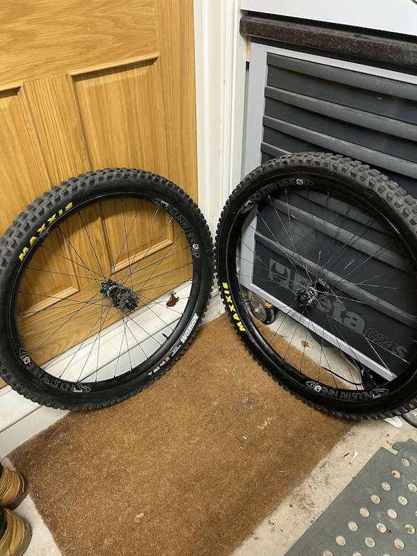 Industry 9 Hydra Enduro S Mullet Dh Wheelset For Sale