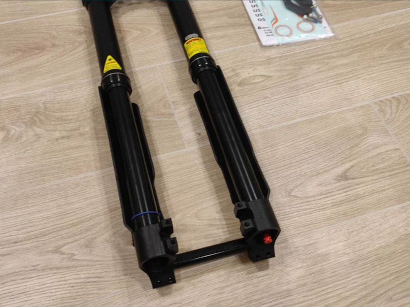 Double crown fork DNM Volcano USD8S For Sale