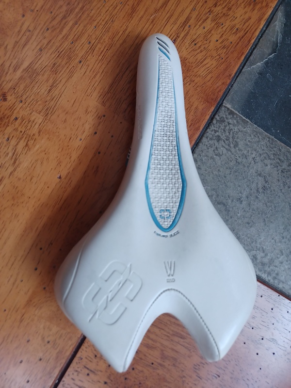 BONTRAGER INFORM RL WSD SADDLE For Sale