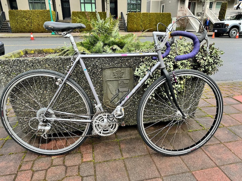 vintage Miyata touring bike For Sale